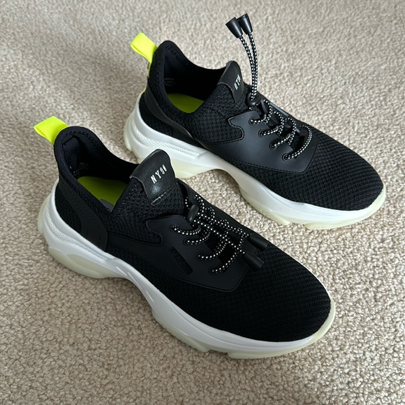 Steve Madden Myles Sneakers in black - BRAND NEW - Picture 4 of 9